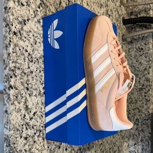 Adidas Gazelle Sneaker Sz 8.5